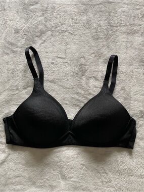 Warner’s Blissful Benefits Wireless Lift Bra 36B Black NWT Back Smoothing